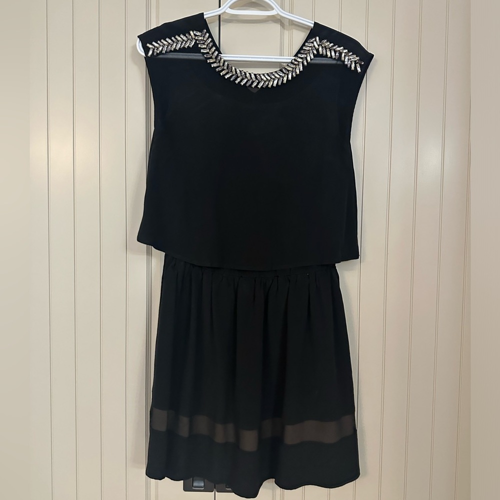 Madison Marcus dress size small